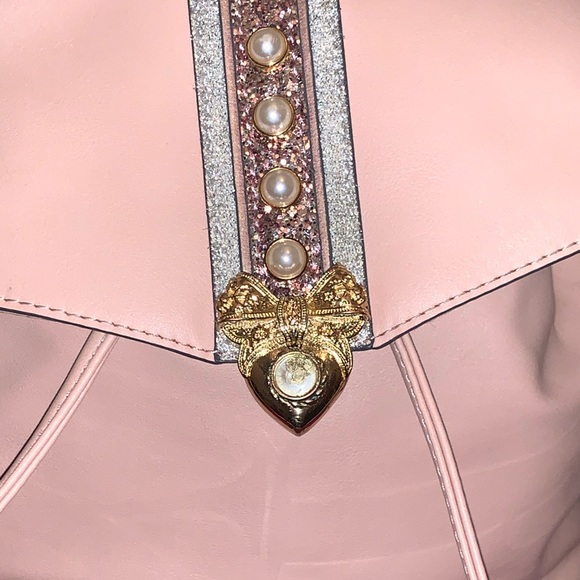 ❣️Pink Backpack❣️ - Picture 2 of 8